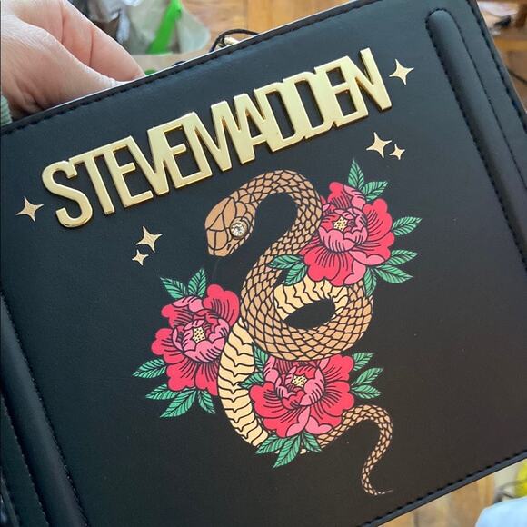 New Black Steve Madden Year of the Snake Bevelyn Crossbody Bag Lunar New Year - Picture 2 of 8